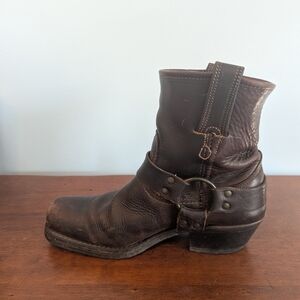 Frye Harness 8R Square Toe Leather Moto Boots Brown Size 8.5 M.
